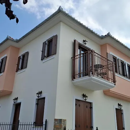 Villamarialena #2, #4 Apartman