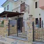 Villamarialena #2, #4 Apartamento Kato Gatzea