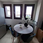Apartamento Villamarialena #2, #4 *