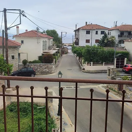 Villamarialena #2, #4 Kato Gatzea